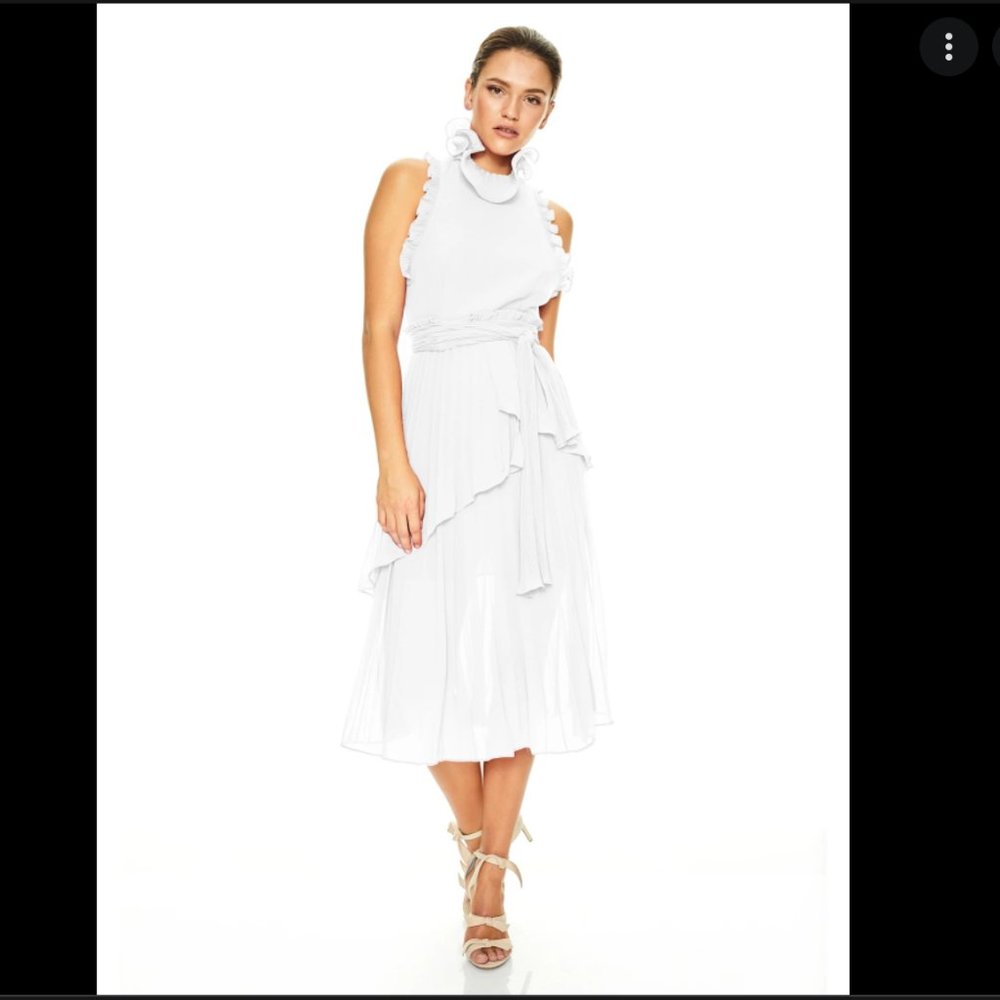 La Maison Talulah Jodi Dress - in Sold Out White